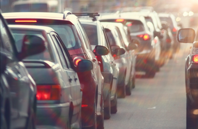 Un embouteillage cause du trafic